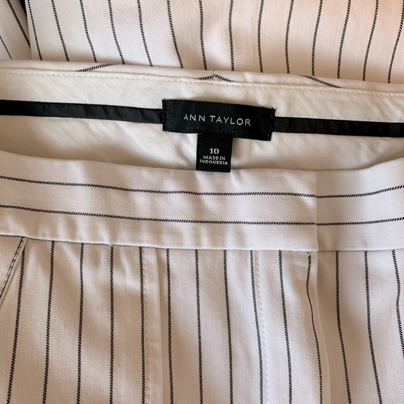 Ann Taylor | white wide leg high-rise pants with black stripes - Picture 6 of 8